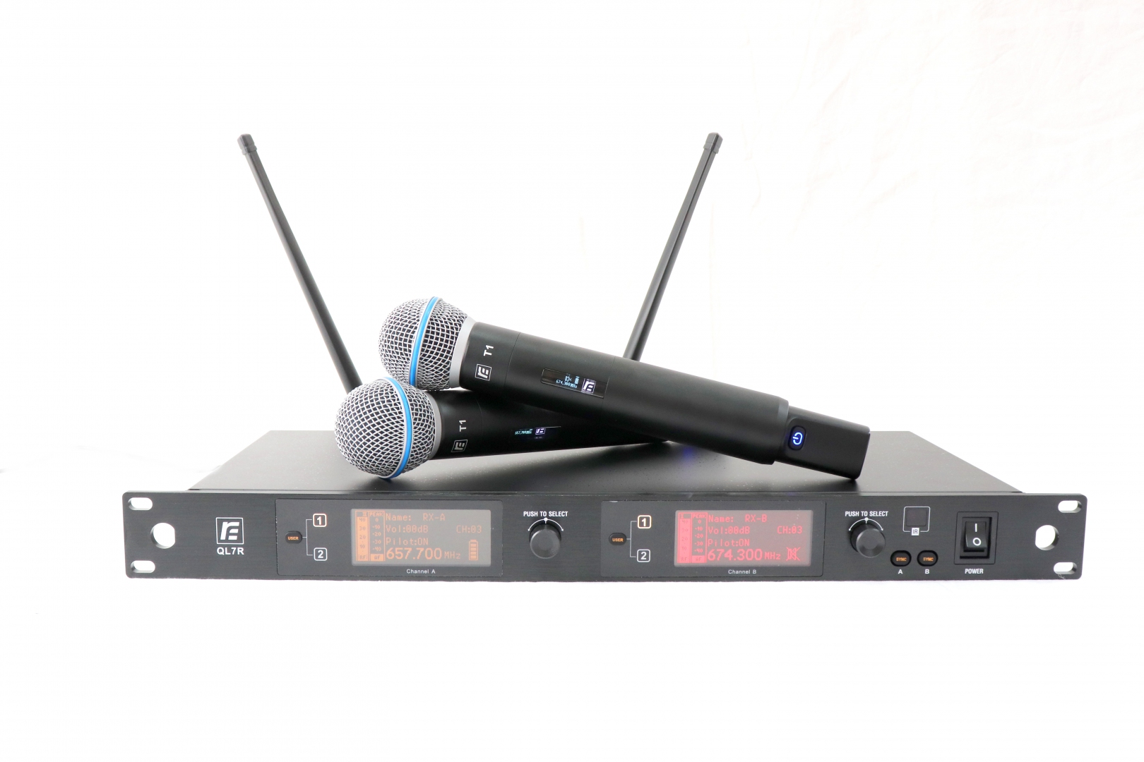 RFIntell QL7R/T1-A 651,800-683,400 МГц 2-канальная радиосистема с 2-мя ручными микрофонами в Дагестане